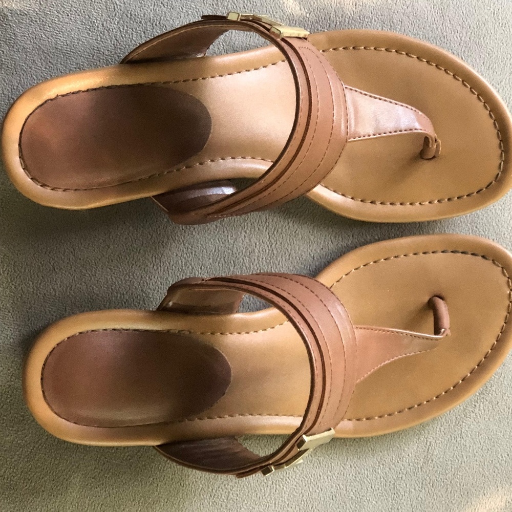 Tommy Hilfiger Women’s Thong Slide Sandal-7 1/2